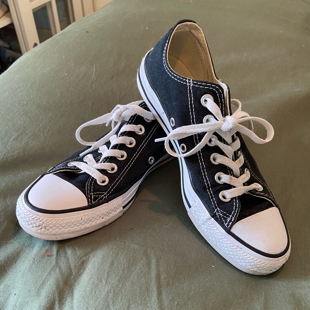 Black Converse